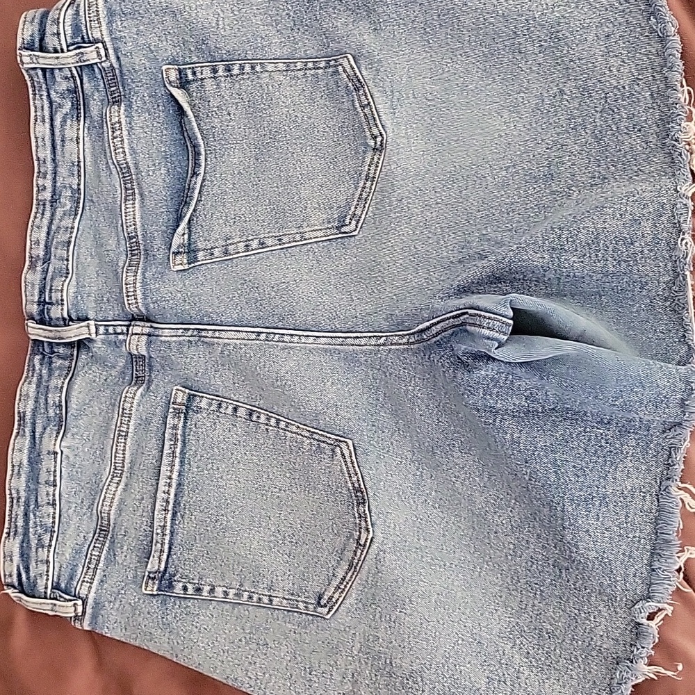 Ava & Viv Cutoff Bermuda Shortd - Picture 4 of 4